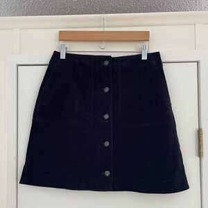 Uniqlo Black A-Line Skirt with Button-Front